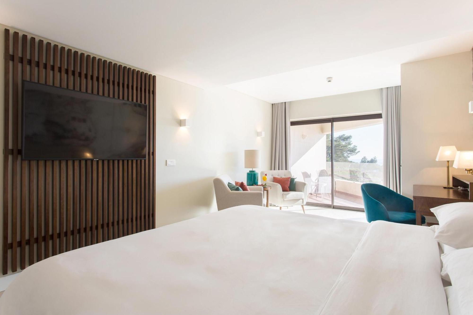 Four Points By Sheraton Sesimbra Exteriör bild