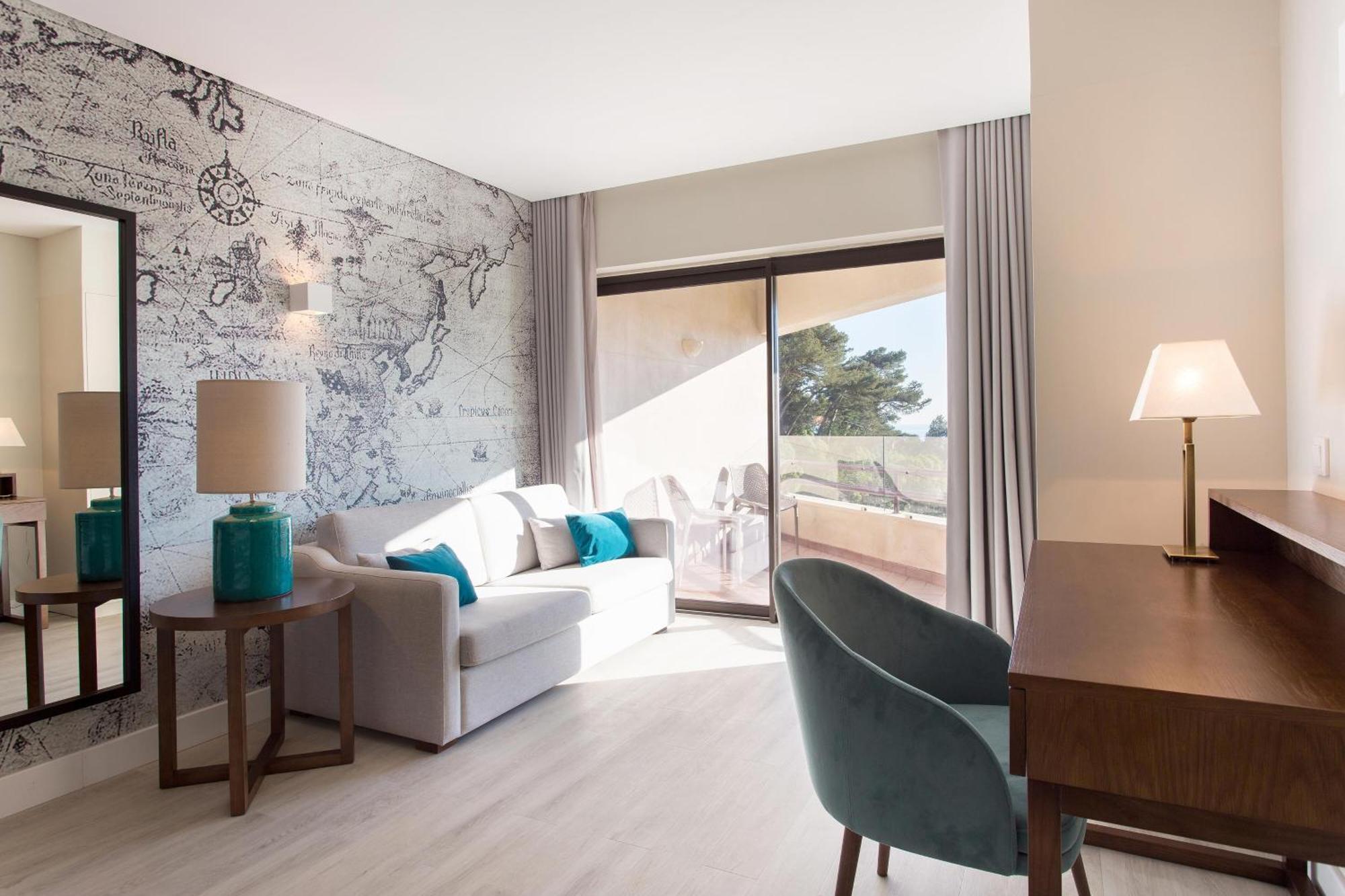 Four Points By Sheraton Sesimbra Exteriör bild