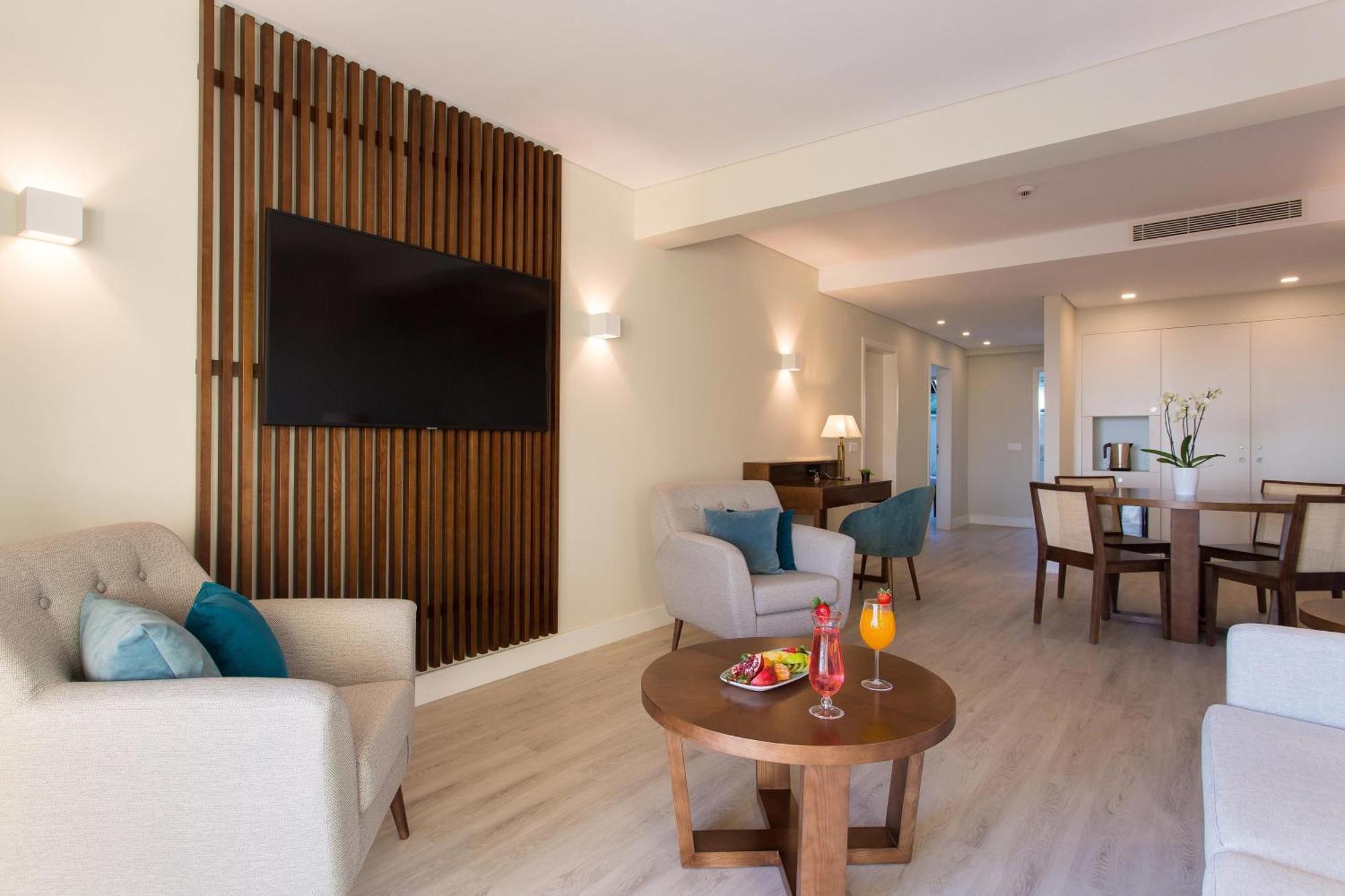 Four Points By Sheraton Sesimbra Exteriör bild